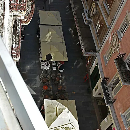 Cosy Flat And Charming Balcony In A Pedestrian Zone