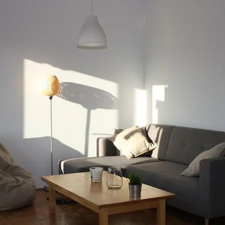 Cosy Flat And Charming Balcony In A Pedestrian Zone *